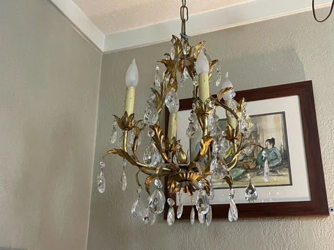 Antique Glass Chandeliers thumbnail