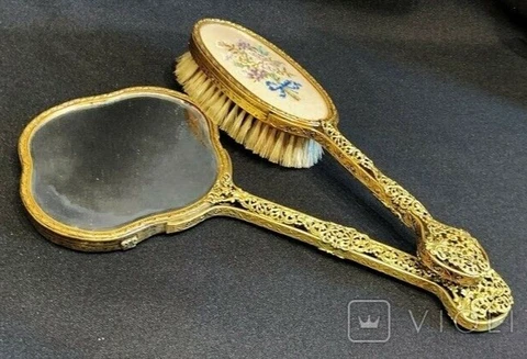 Antique Gold Mirrors thumbnail