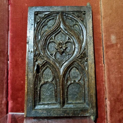 Antique Gothic Pediments thumbnail
