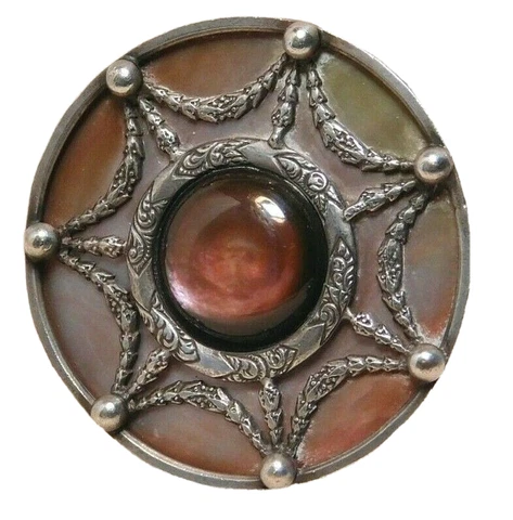Antique Green Sewing Buttons thumbnail