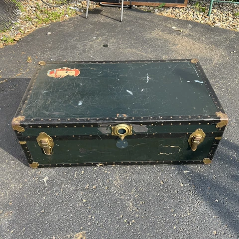 Antique Green Trunks thumbnail