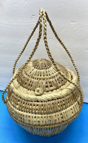 Antique Hanging Baskets with Lid thumbnail
