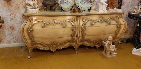 Antique Headboards thumbnail