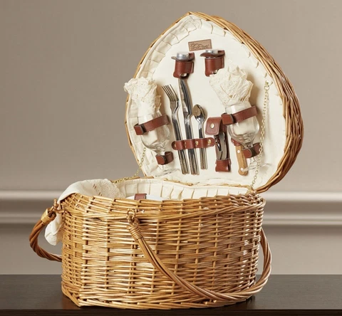 Antique Heart Picnic Baskets thumbnail