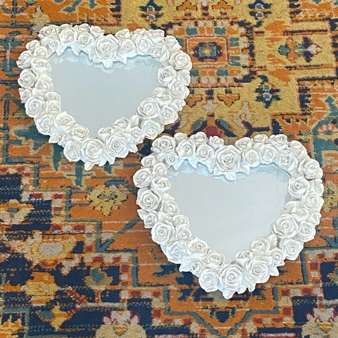Antique Heart Wall Mirrors thumbnail