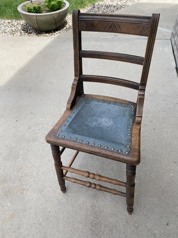 Antique High Chairs thumbnail