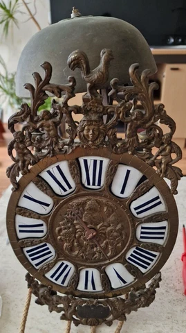 Antique Lantern Clocks thumbnail