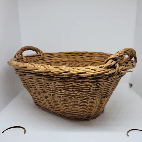 Antique Laundry Baskets with Handle thumbnail