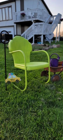 Antique Lawn Chairs thumbnail