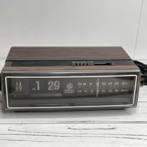 Antique Lighted Clock Radios thumbnail