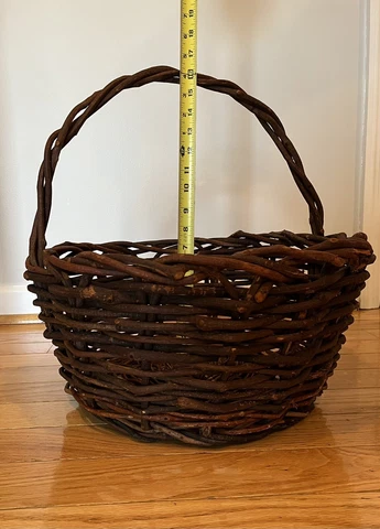 Antique Log Baskets thumbnail