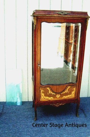 Antique Louis XV Curio Cabinets thumbnail