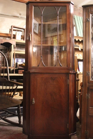 Antique Mahogany Corner Cabinets thumbnail
