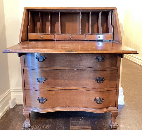 Antique Maple Desks thumbnail