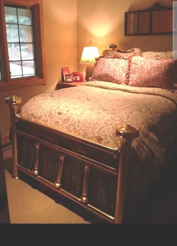 Antique Metal Bed Frames thumbnail