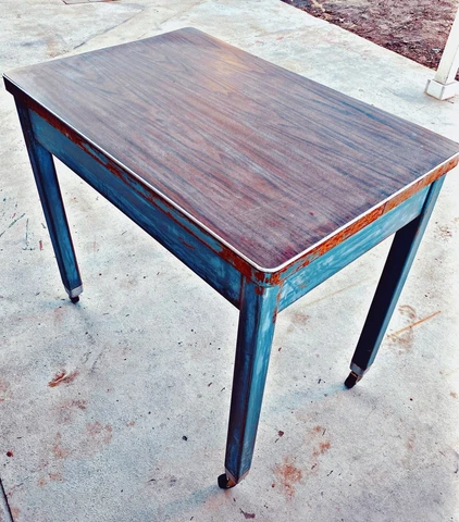 Antique Metal Kitchen Tables thumbnail