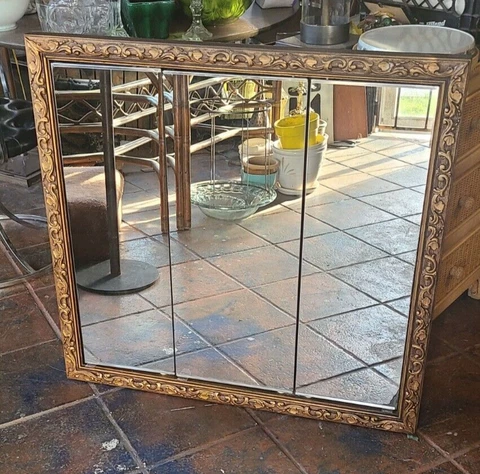 Antique Mirrored Cabinets thumbnail