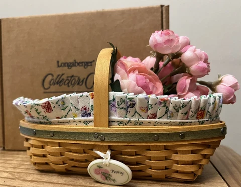 Antique Mixed Materials Miniature Baskets thumbnail