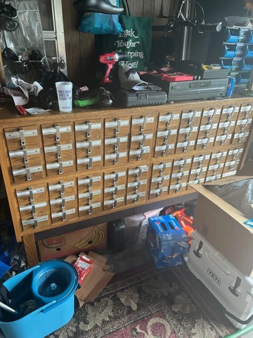 Antique Oak Cabinets thumbnail