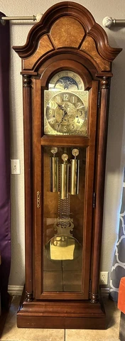 Antique Oak Grandfather Clocks thumbnail