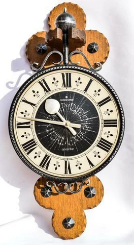 Antique Oak Wall Clocks thumbnail