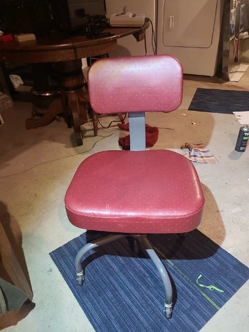 Antique Office Chairs thumbnail