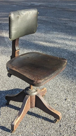 Antique Office Chairs thumbnail