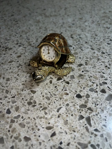 Antique Orange Desk Clocks thumbnail