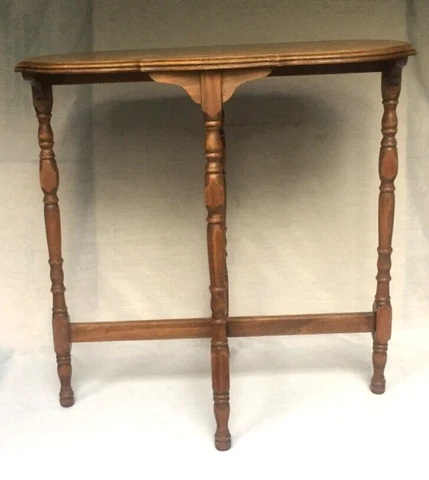 Antique Oval Coffee Tables thumbnail
