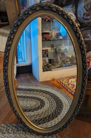 Antique Oval Mirrors thumbnail