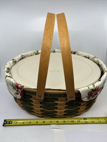 Antique Oval Picnic Baskets thumbnail