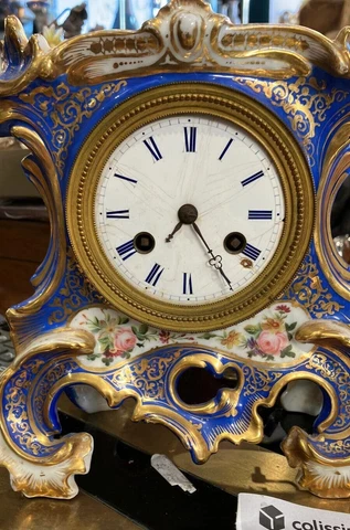 Antique Pink Desk Clocks thumbnail