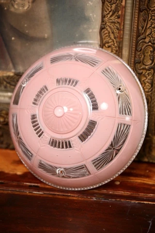 Antique Pink Pendants thumbnail