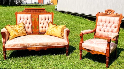 Antique Pink Sofas thumbnail