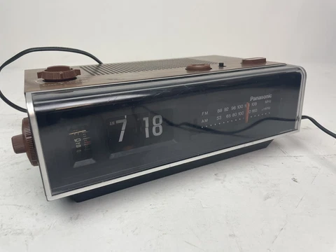 Antique Rectangle Clock Radios thumbnail