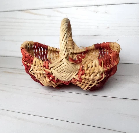 Antique Red Miniature Baskets thumbnail
