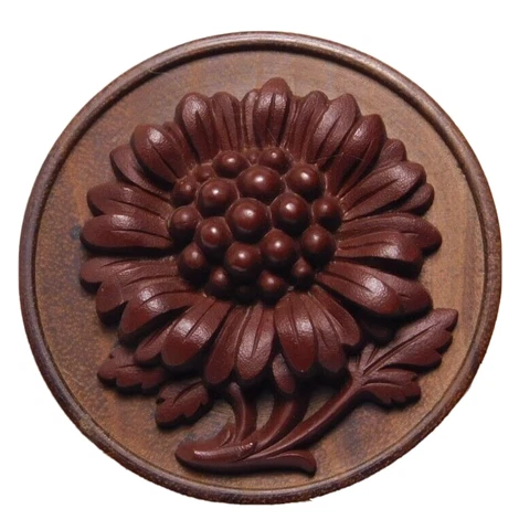 Antique Red Sewing Shank Buttons thumbnail