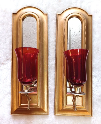 Antique Red Wall Mirrors thumbnail