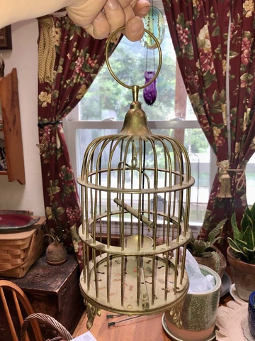Antique Round Bird Houses thumbnail