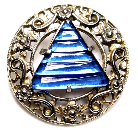 Antique Round Sewing Buttons thumbnail