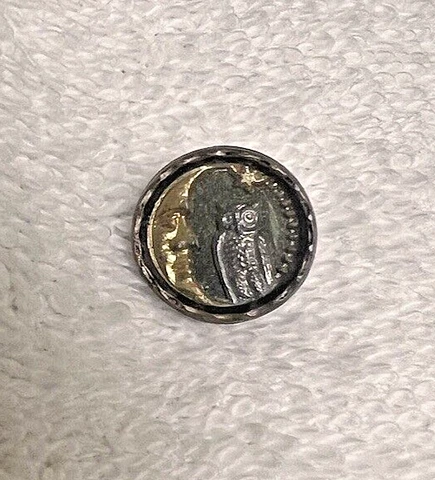 Antique Round Sewing Buttons thumbnail