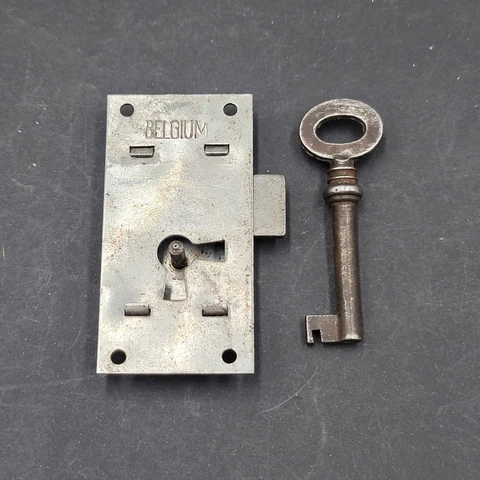 Antique Salvage Skeleton Keys thumbnail