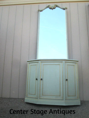 Antique Shabby Cabinets thumbnail