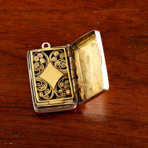 Antique Silver Vinaigrettes thumbnail