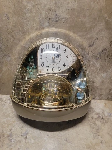 Antique Special Edition Desk Clocks thumbnail