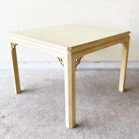 Antique Square Dining Tables thumbnail