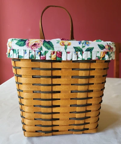 Antique Square Hanging Baskets thumbnail