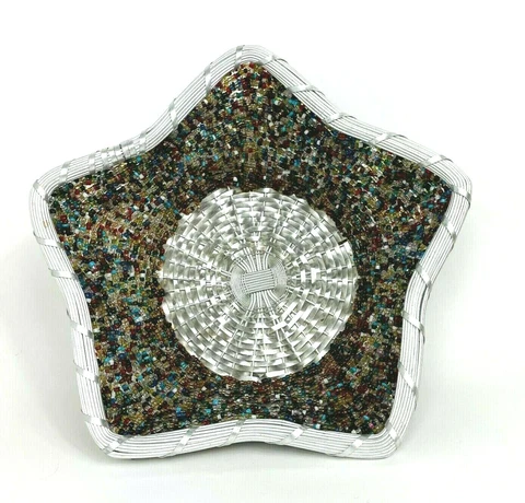 Antique Star Wire Baskets thumbnail