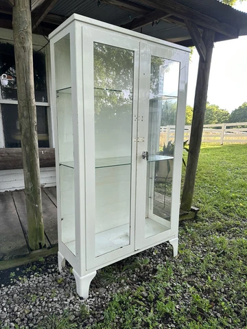 Antique Steel Cabinets thumbnail
