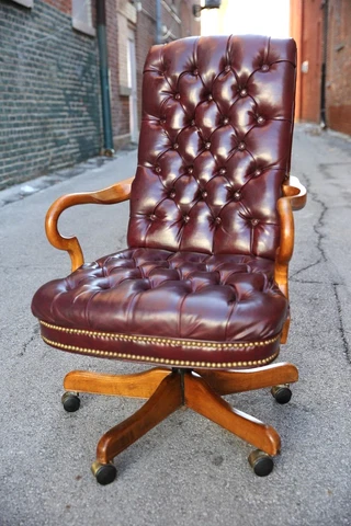 Antique Swivel Desk Chairs thumbnail